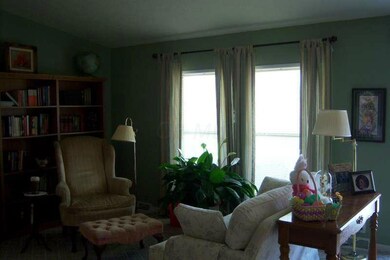 1944 Eagle Ct, Sugar Grove, OH 43155 - photo 3