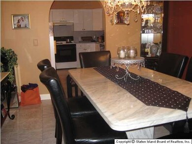 4 Seidman Ave, Staten Island, NY 10312 - photo 6