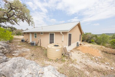 2581 County Road 241, Hondo, TX 78861 - photo 4