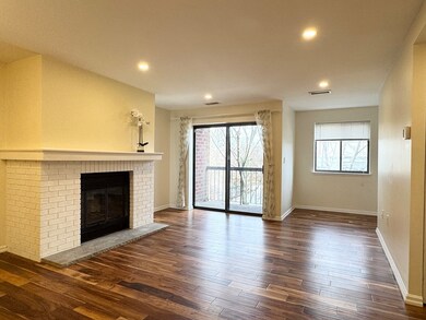 666 Main St unit 305, Winchester, MA 01890 - photo 2