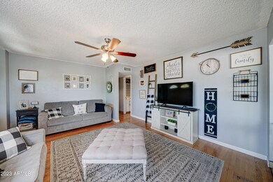 1309 E Echo Ln, Phoenix, AZ 85020 - photo 6