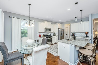 2945SwampSparrowCir021