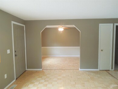 1904 Omee Ct, Fort Wayne, IN 46815 - photo 4