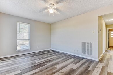 306 Jennie Ln, Denison, TX 75020 - photo 3