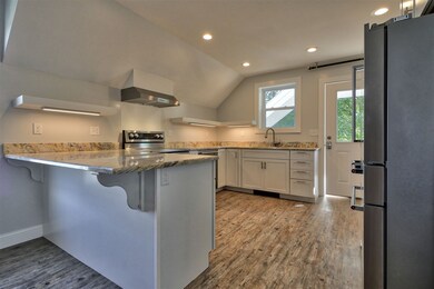 37-4 Clinton St, Concord, NH 03301 - photo 4