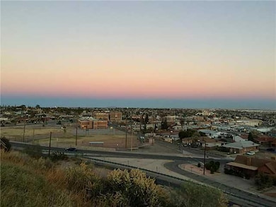 2703 Scenic Crest Cir, El Paso, TX 79930 - photo 6