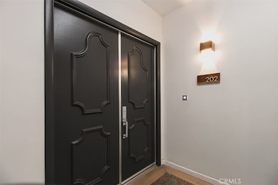 1550 Greenfield Ave unit 202, Los Angeles, CA 90025 - photo 4