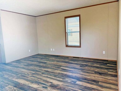Sartell-Lot 123 LR #2