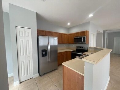 3215 Laurel Ridge Cir, Riviera Beach, FL 33404 - photo 5