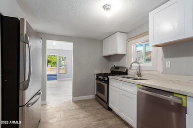 2214 N 23rd St unit 3, Phoenix, AZ 85006 - photo 4