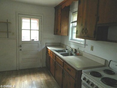Kitchen - New laminate floor.