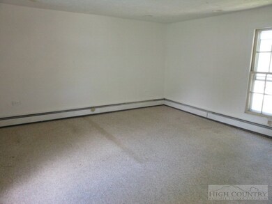 UPSTAIRS NORTH FRONT
