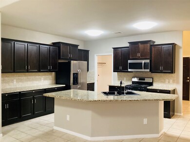 5192 Kendall Cove Ct, Alvin, TX 77511 - photo 4