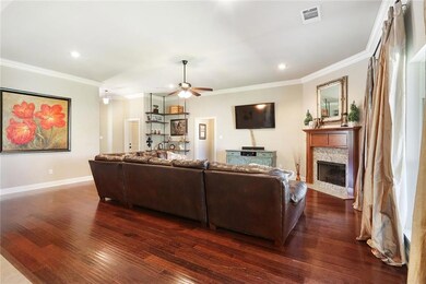 Large Family room , custom shelving in corner, Fir