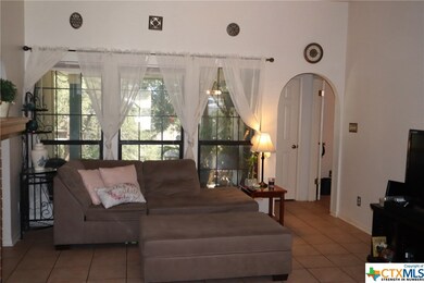 921 Whirlaway Dr, Copperas Cove, TX 76522 - photo 4