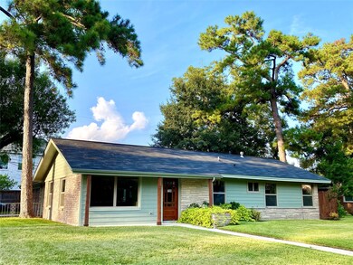 726 Azaleadell Dr, Houston, TX 77018 - photo 2