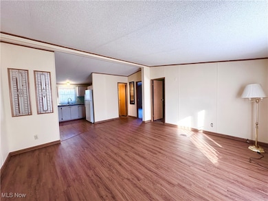 60 Flamingo Ave, Amherst, OH 44001 - photo 3