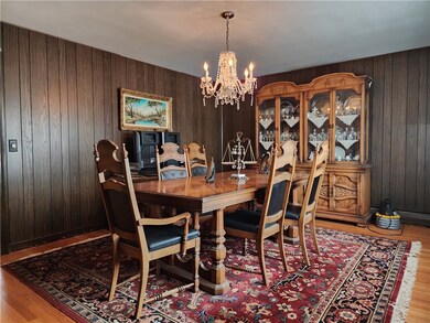 54 Ordway St, Pawtucket, RI 02861 - photo 5