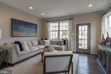 7816 Rosella Ln, Jessup, MD 20794 - photo 2