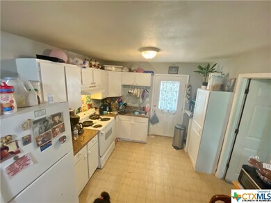 709 Railroad St, San Marcos, TX 78666 - photo 3