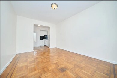 223 E 58th St unit 3B, New York, NY 10022 - photo 3