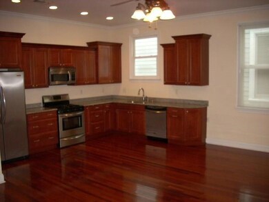 2626 Chippewa St, New Orleans, LA 70130 - photo 4