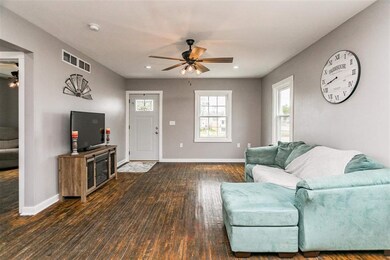 656 21st Ave SW, Cedar Rapids, IA 52404 - photo 6