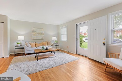 1102 Linkside Dr, Parkville, MD 21234 - photo 6