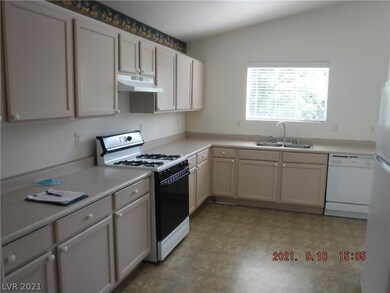 unlisted-address, Las Vegas, NV 89135 - photo 5