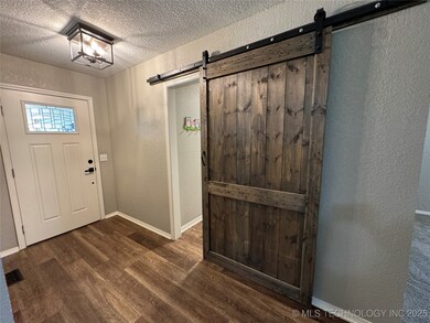 819 N Boyd Cir, Sapulpa, OK 74066 - photo 4