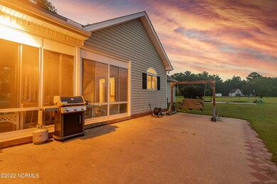 20220613 MLS S_Nilsen 2749 Ivy Chase Rd