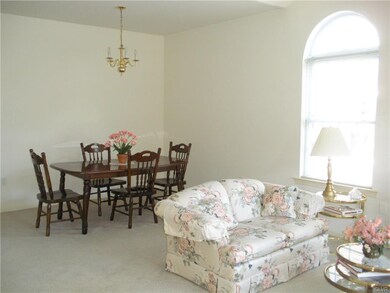 2633 Saddle Ln unit 23B, Macungie, PA 18062 - photo 4