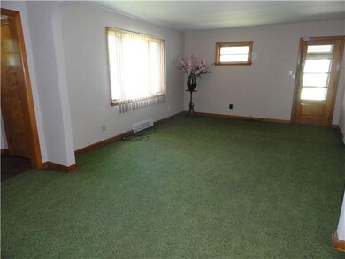 225 12th Ave, North Tonawanda, NY 14120 - photo 7