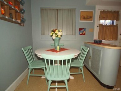 1110 N 19th St, Allentown, PA 18104 - photo 7