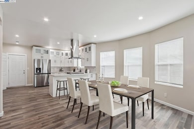 842 E 17th St, Oakland, CA 94606 - photo 3