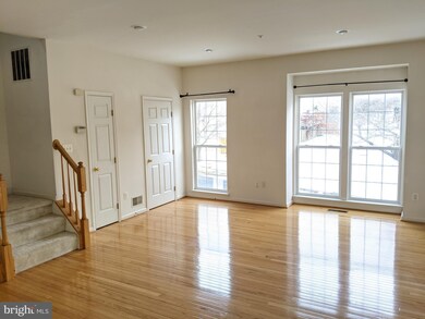 13115 Rosebay Dr, Germantown, MD 20874 - photo 2