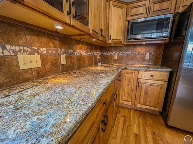 7641 SW 28th Terrace, Topeka, KS 66614 - photo 6