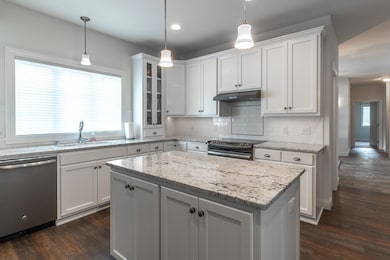 2105 7th Ave S, Saint Cloud, MN 56301 - photo 3