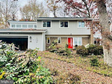 10906 Miller Rd, Oakton, VA 22124 - photo 2