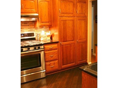 1667 Penworth Dr, Columbus, OH 43229 - photo 3