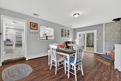 71 Mohawk Dr, Wallingford, CT 06492 - photo 4