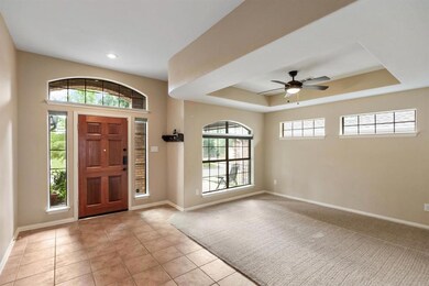 Entry and dining/home office space