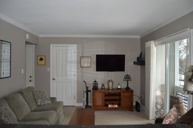 39 Saint Kolbe Dr unit 39D, Holyoke, MA 01040 - photo 3