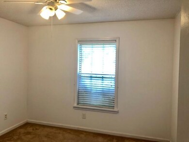 605 Woodleigh Rd, Dothan, AL 36305 - photo 2