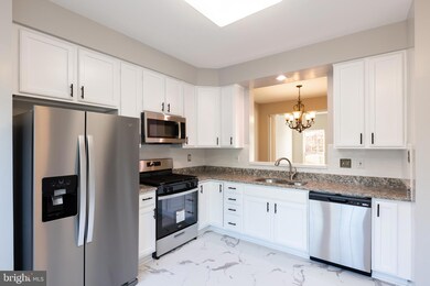 20840 Mountain Lake Terrace, Germantown, MD 20874 - photo 5