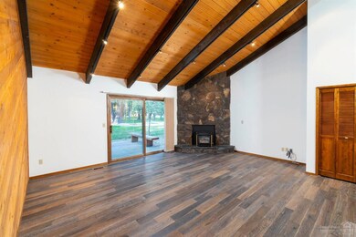 20950 King David Ave, Bend, OR 97702 - photo 5