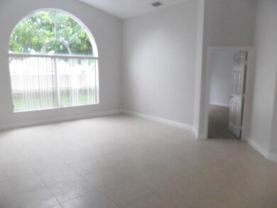 4973 Broadstone Cir, West Palm Beach, FL 33417 - photo 7