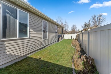 1016 Skipton Dr W, North Salt Lake, UT 84054 - photo 6