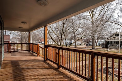 908 Farnam St. Front Porch