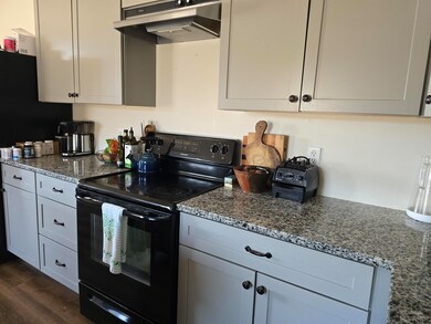 352 Packers Falls Rd unit Barn, Durham, NH 03824 - photo 6